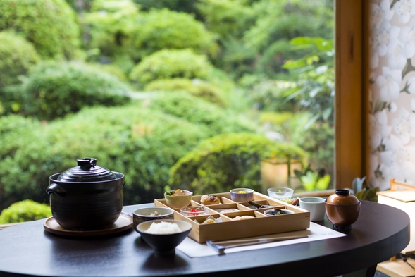 【さき楽】３０日前がお得！《１泊２食｜スタンダード》鳥取和牛の創作料理｜個室食確約